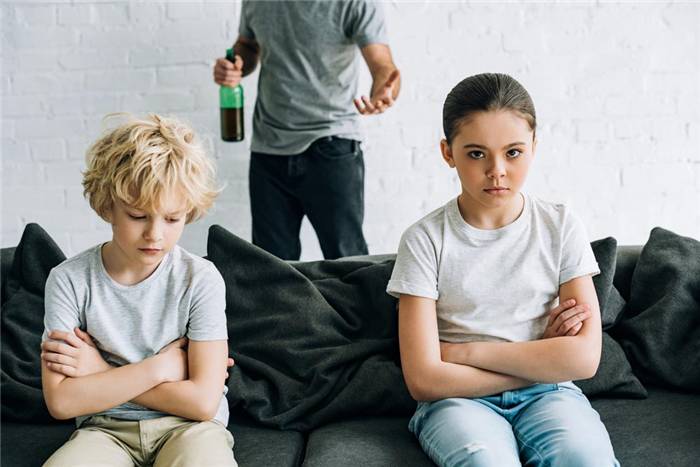 Wie man Kinder vor Alkoholismus schützen kann