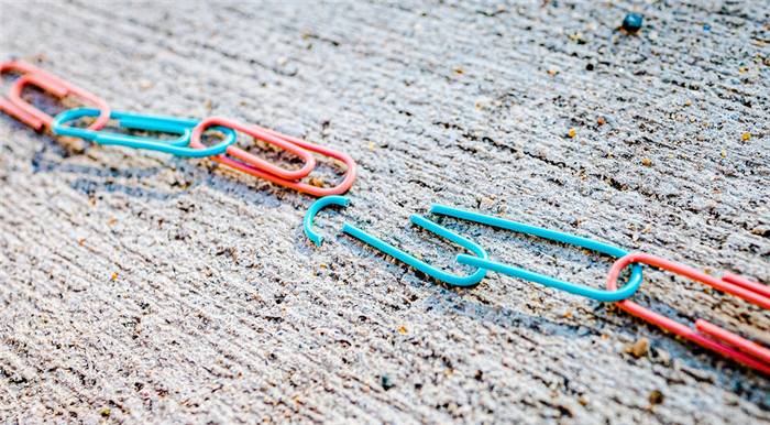 Wie Sie die Scheidung von Ihrem Ehepartner verkraften können: 16 psychologische Tipps, die Ihnen helfen, sie zu überstehen