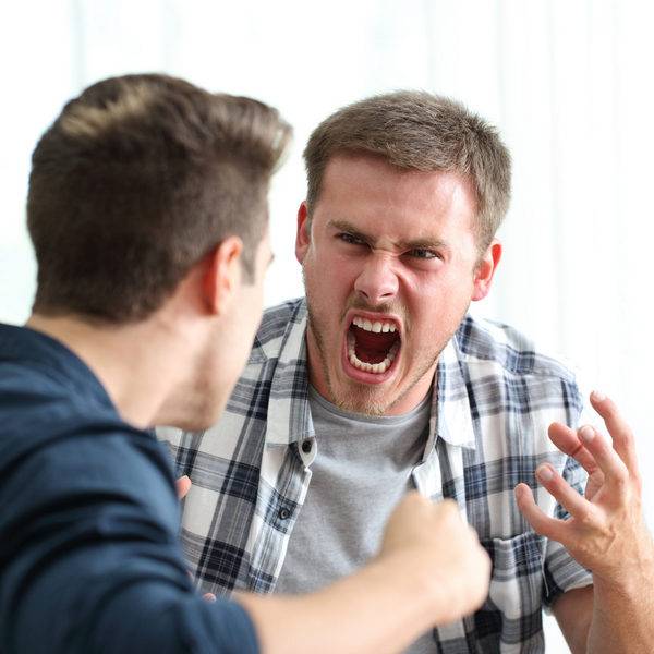 aggressiver Mann