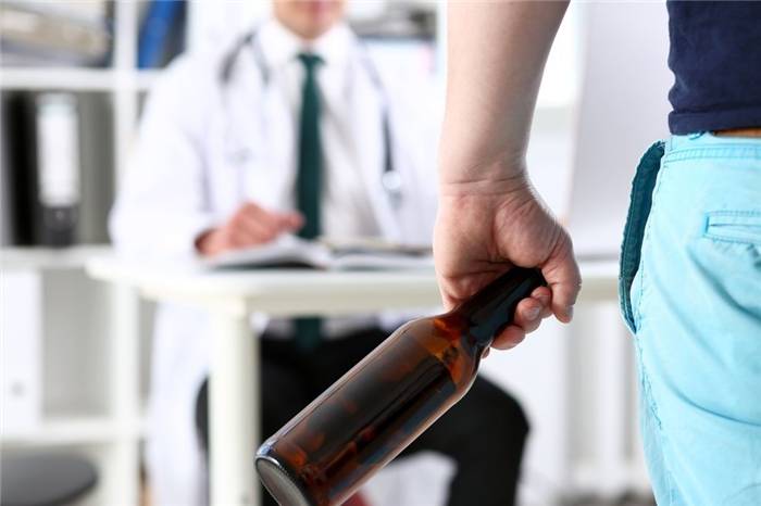 Bedingungen für die Behandlung von Alkoholismus: Psychotherapie und andere Methoden