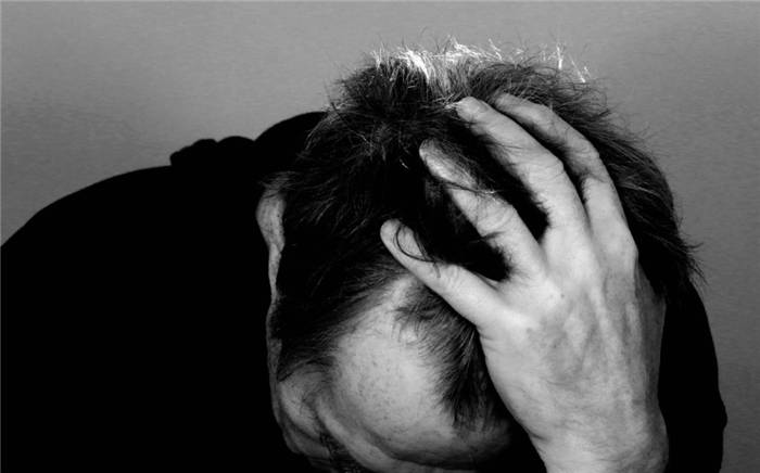 Machen Sie aus dem Alter keine große Sache. Nach vierzig fängt das Leben erst an. machen Sie aus dem Alter keine große Sache. Und tatsächlich, nach vierzig fängt das Leben erst an.