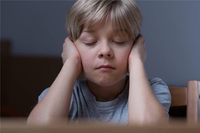 Die Eltern interessieren sich nur für die schulischen oder sonstigen Leistungen ihres Sohnes