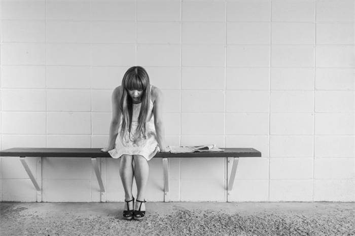 Ekaterina Kuzhel, Psychologin und psychosomatische Chirurgin 