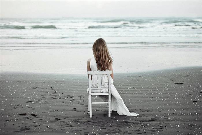 allein mit sich selbst sein