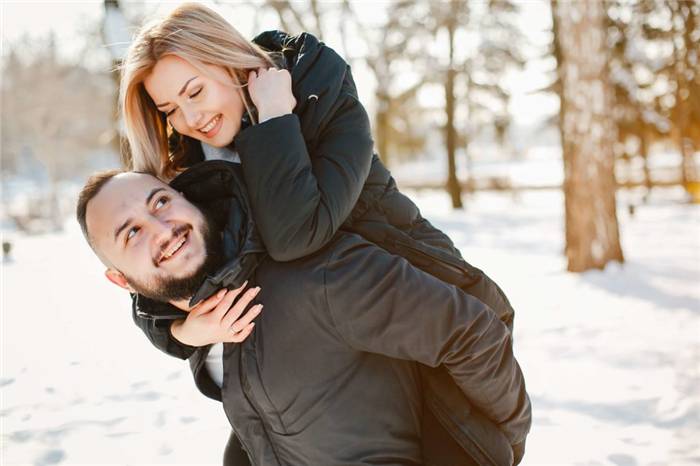 Arten von Beziehungen zwischen einem Mann und einer Frau. Welche Arten von Beziehungen es gibt.