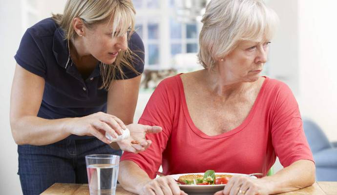 Mit der älteren Mutter kommunizieren