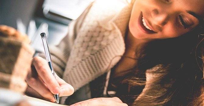 Schreiben Sie alle wichtigen Ereignisse in Ihrem Leben auf und analysieren Sie sie