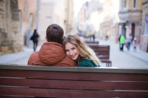 Die Psychologie der Liebe sieht so aus. Was ist der Unterschied zwischen Liebe und Verliebtheit?