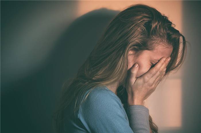 Was man bei anhaltenden Schuldgefühlen tun kann: ein Psychologe erklärt es. Bild 1